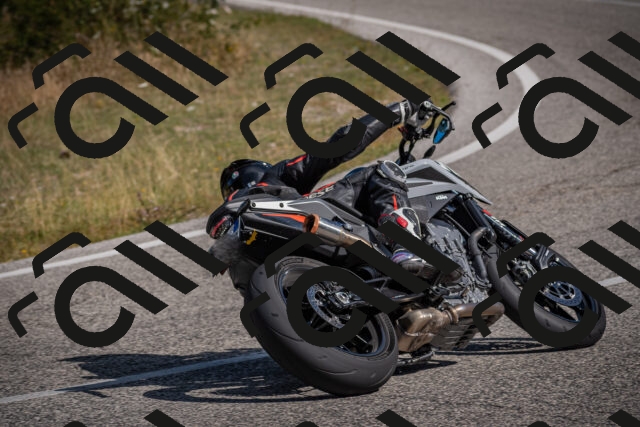 20250802102105-_5004525_am_