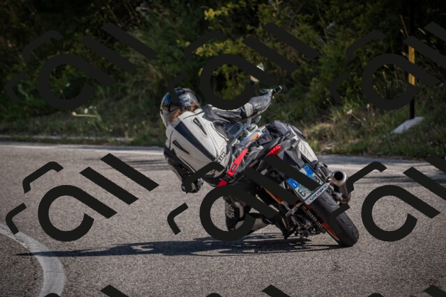 20250802102107-_5004531_am_