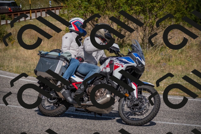 20250802102148-_5004540_am_