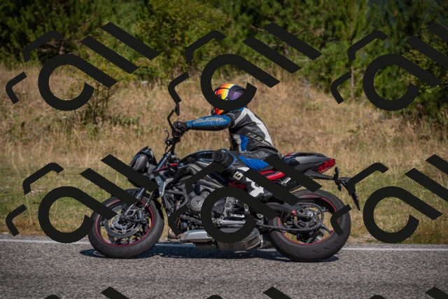 20250802102830-_5004611_am_