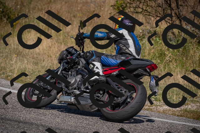 20250802102830-_5004612_am_