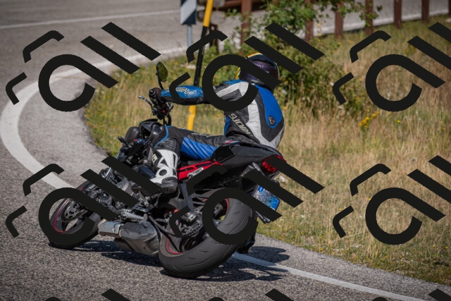 20250802102830-_5004613_am_