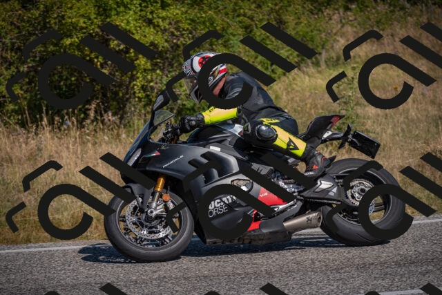 20250802103109-_5004630_am_