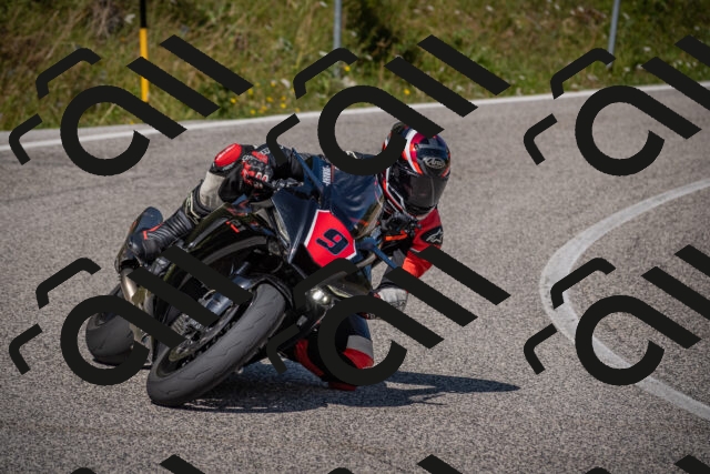 20250802103347-_5004638_am_