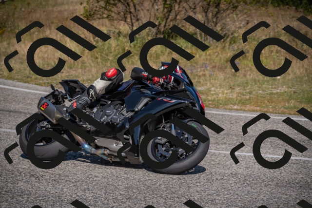 20250802103348-_5004639_am_