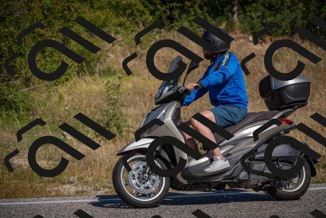 20250802104203-_5004666_am_