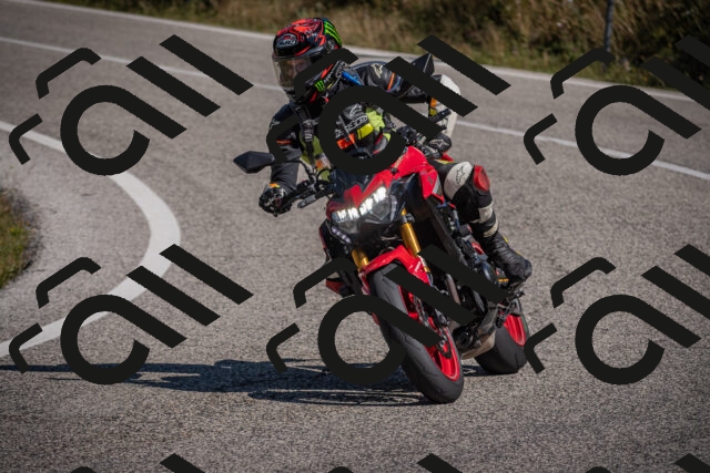 20250802104742-_5004714_am_