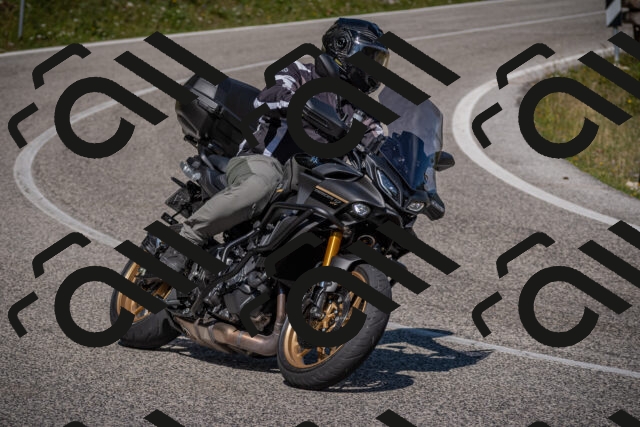 20250802104951-_5004750_am_