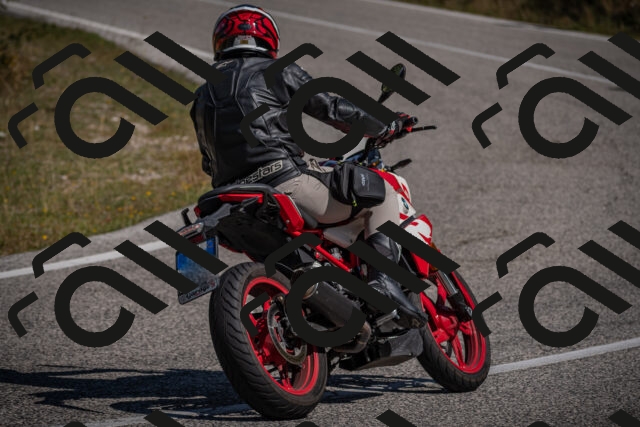 20250802105329-_5004787_am_