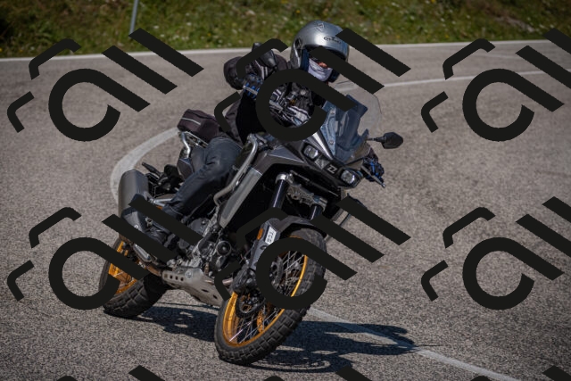 20250802105345-_5004789_am_