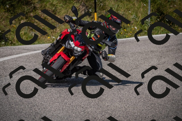 20250802105403-_5004801_am_