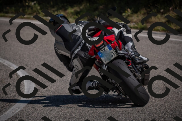 20250802105906-_5004845_am_