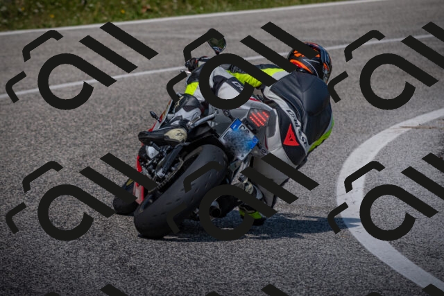 20250802110024-_5004851_am_