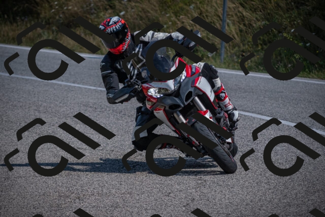 20250802110029-_5004852_am_