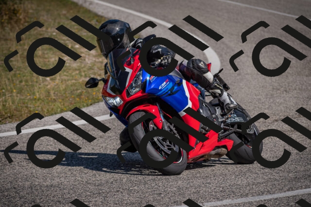 20250802110119-_5004864_am_