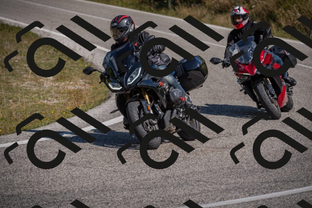 20250802110125-_5004870_am_