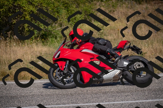 20250802110202-_5004877_am_