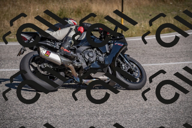 20250802110448-_5004916_am_