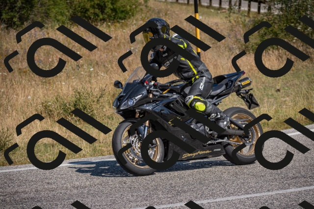 20250802110457-_5004919_am_