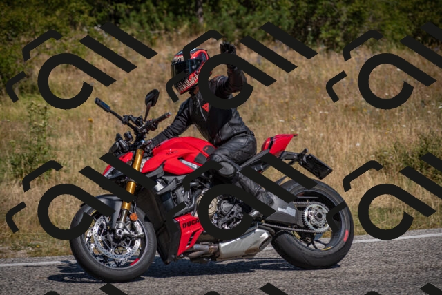 20250802110500-_5004924_am_