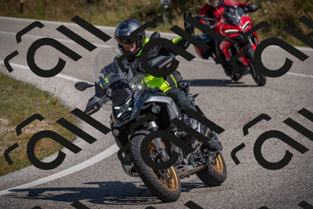 20250802110512-_5004926_am_