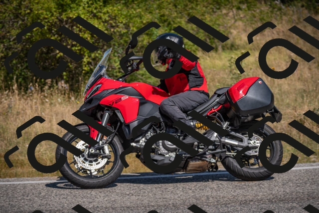 20250802110515-_5004930_am_