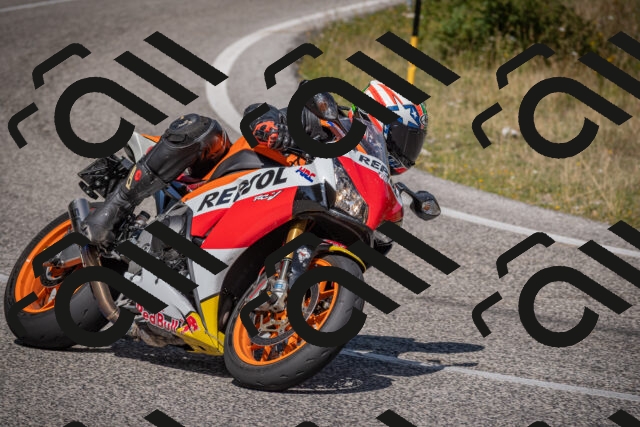 20250802111215-_5005050_am_