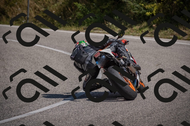 20250802111216-_5005054_am_