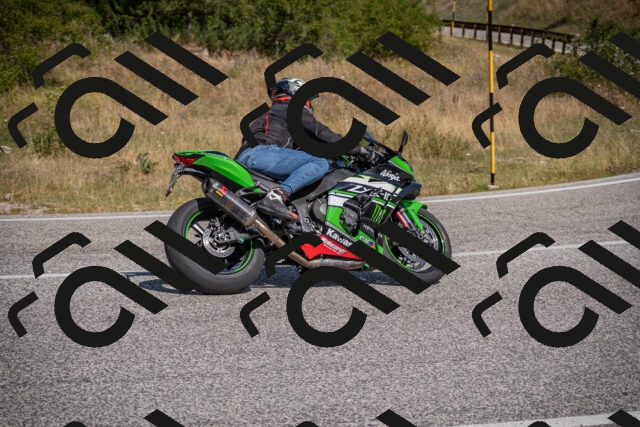 20250802111221-_5005061_am_