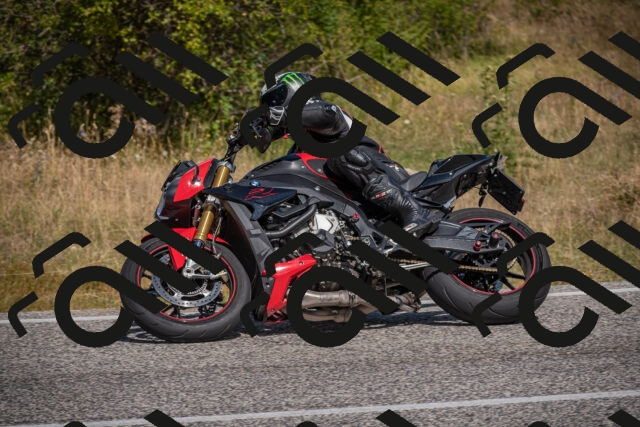 20250802111359-_5005080_am_