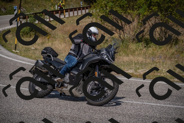 20250802111417-_5005098_am_