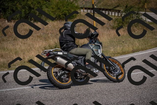 20250802111419-_5005102_am_