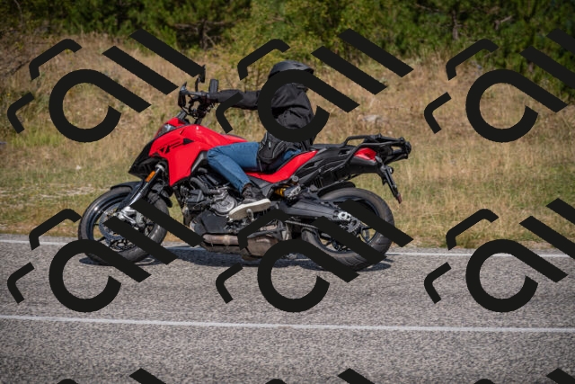 20250802111604-_5005126_am_