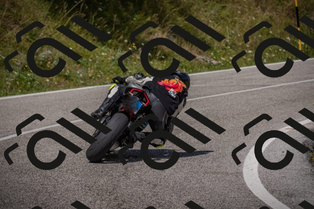 20250802111624-_5005139_am_