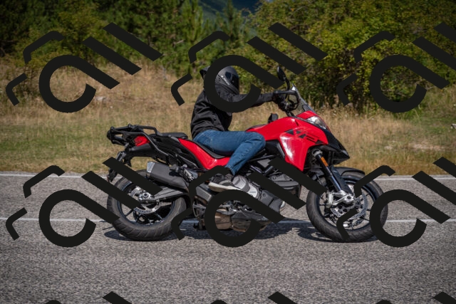 20250802111753-_5005155_am_