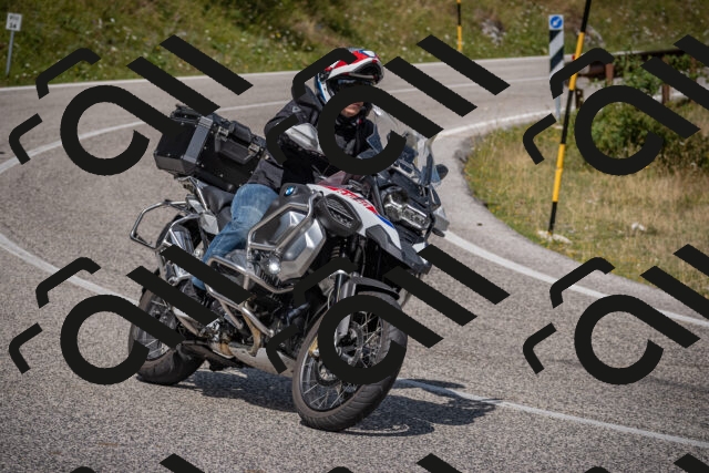 20250802111808-_5005160_am_