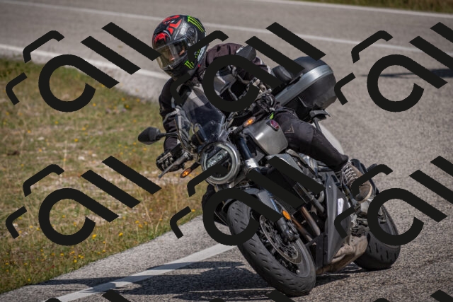 20250802111924-_5005179_am_