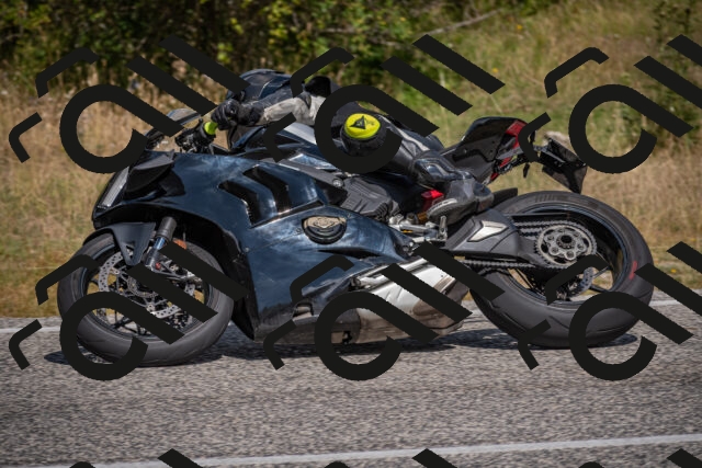 20250802111936-_5005190_am_