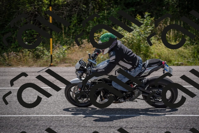 20250802112109-_5005212_am_