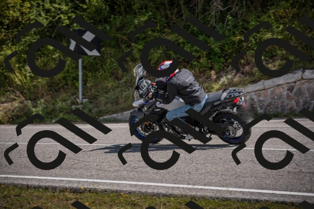 20250802112111-_5005215_am_