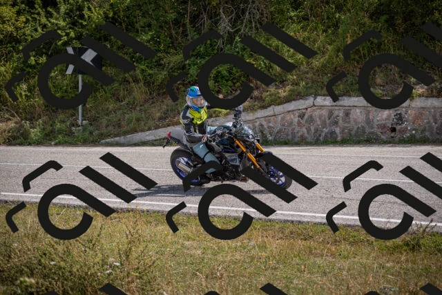 20250802112238-_5005235_am_