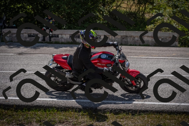 20250802112245-_5005246_am_