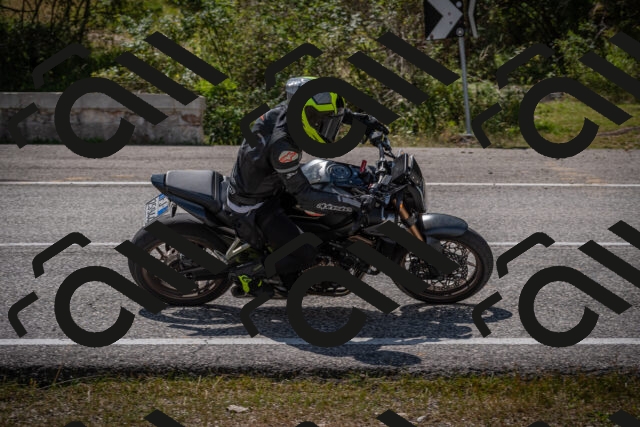 20250802112254-_5005252_am_