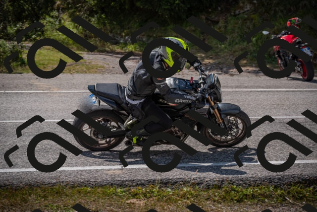 20250802112254-_5005253_am_