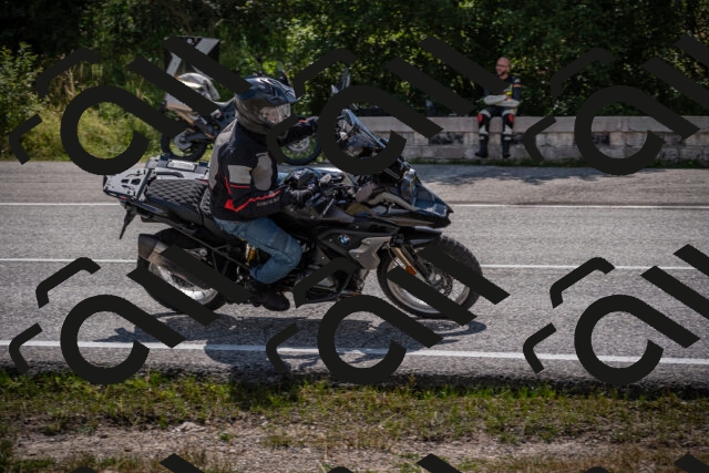 20250802112339-_5005259_am_