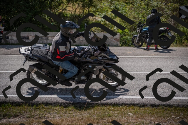 20250802112339-_5005260_am_