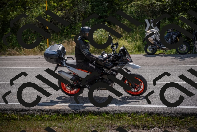 20250802112348-_5005271_am_