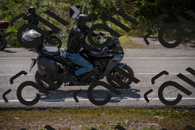 20250802112351-_5005278_am_