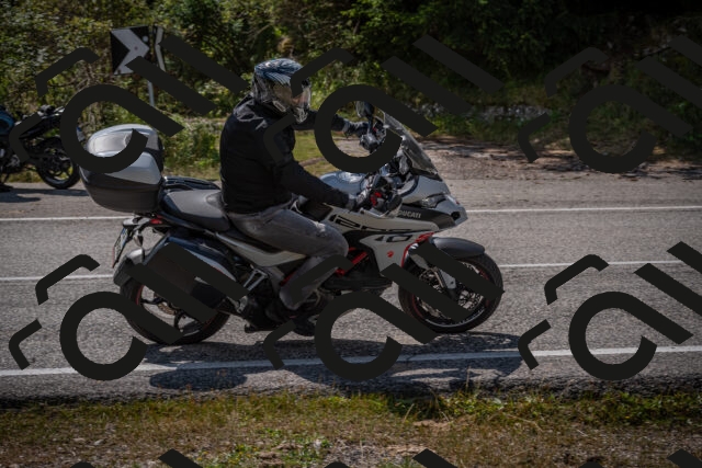 20250802112352-_5005280_am_