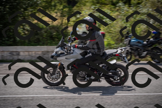 20250802112508-_5005287_am_